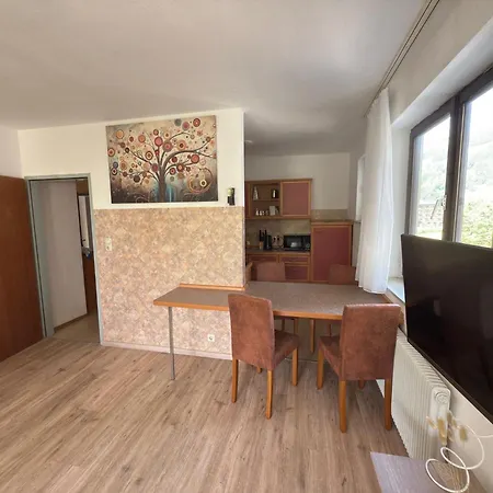 Alpine Escape Cozy Retreat Near Maiskogel * 카프룬