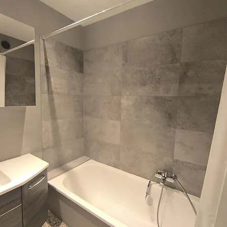 Alpine Escape Cozy Retreat Near Maiskogel * 카프룬