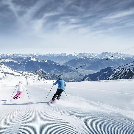 Alpine Escape Cozy Retreat Near Maiskogel Appartement