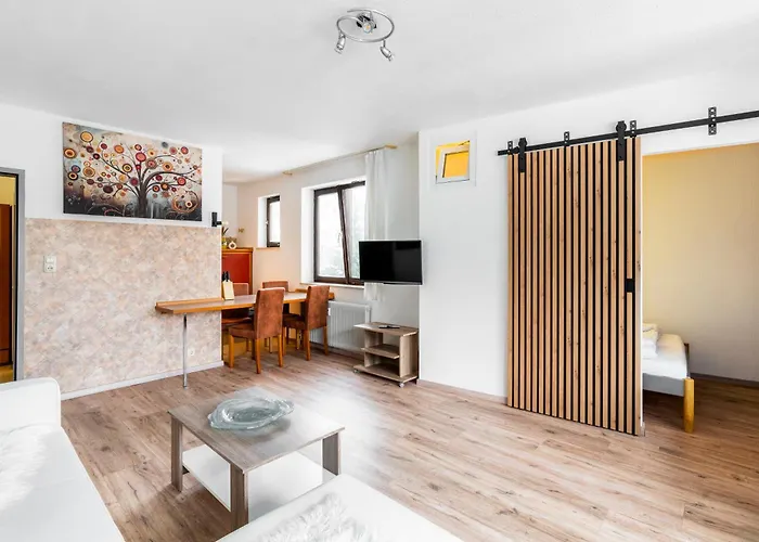 Alpine Escape Cozy Retreat Near Maiskogel Apartamento *